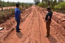 Pastor Isac e Nego da Borracharia fiscalizam estrada no Alto do Mantena