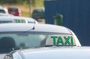 Vereadores aumentam idade permitida para veículos de táxi e mototáxi